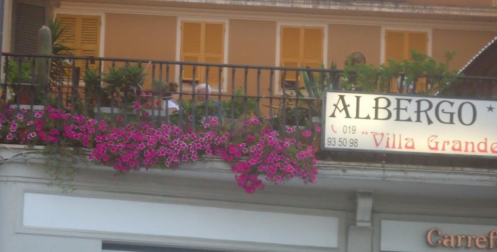 Albergo Villagrande Varazze Exterior photo